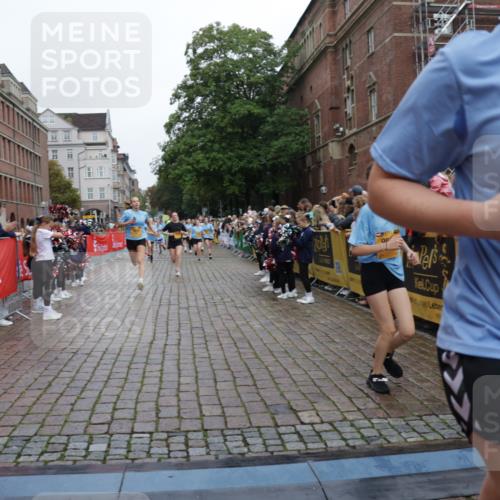 13.09.2026 - Kiel Lauf Yannick Fuchs http://msf.ph/oto/10423934 13.09.2026 09:45:20 Ziel 1503, 2017, 2282, 3408, 3479, 3503, 3507, 4606, 5103, 5369, 5399, 5400, 5672, 5811, 6097, 6098, 6556, 8854, 9425, 9456, 9760, 9897, 11939, 12347, 12348, 12351, 98, 312, 1224, 2456, 2704, 2786, 3138, 3517, 3717, 4118, 5562, 5939, 6023, 6135, 7460, 8028, 8189, 9760, 10006, 10777, 11043, 11046, 11239, 12676, 1023, 1579, 2835, 6038, 7349, 7854, 8126, 8152, 10498, 12069, 12281, 1224, 4693, 7356, 7460, 9986, 11046, 11239, 12218 meine-sportfotos.de