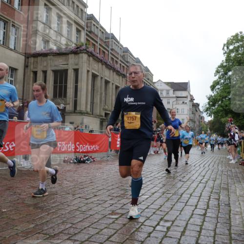 13.09.2026 - Kiel Lauf Yannick Fuchs http://msf.ph/oto/10423935 13.09.2026 10:59:31 Ziel 620, 683, 1835, 2354, 2394, 2771, 2828, 3108, 3113, 3348, 3663, 5173, 5382, 5608, 5891, 5977, 5987, 6693, 7066, 7112, 7734, 8208, 9684, 9700, 9778, 9971, 10157, 10453, 10536, 10799, 11016, 11177, 11202, 12359, 12408, 724, 788, 1085, 1094, 1825, 1990, 2385, 2557, 2639, 2862, 3332, 3480, 4192, 4342, 4609, 4897, 5188, 5519, 5836, 5891, 7417, 7527, 7734, 7757, 8188, 9227, 9242, 9405, 10167, 10251, 10255, 10551, 10654, 10655, 10871, 11126, 11585, 1729 meine-sportfotos.de