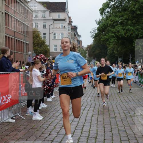 13.09.2026 - Kiel Lauf Yannick Fuchs http://msf.ph/oto/10423955 13.09.2026 09:45:21 Ziel 1503, 2017, 2282, 3408, 3479, 3503, 3507, 4606, 5103, 5369, 5399, 5400, 5672, 5811, 6097, 6098, 6556, 8152, 8854, 9425, 9456, 9897, 10498, 11939, 12347, 12348, 12351, 98, 312, 1224, 2456, 2704, 2786, 3138, 3517, 3717, 4118, 5562, 5939, 6023, 6135, 8028, 8189, 9760, 10006, 10777, 11043, 11046, 11239, 12676, 1023, 1579, 2835, 3025, 6038, 7349, 7854, 8126, 10445, 12069, 12281, 1224, 4693, 7356, 7460, 9986, 11046, 11239, 12218 meine-sportfotos.de