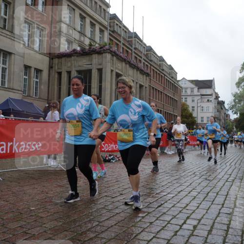 13.09.2026 - Kiel Lauf Yannick Fuchs http://msf.ph/oto/10423972 13.09.2026 10:59:34 Ziel 620, 683, 1835, 2354, 2394, 2771, 3108, 3113, 3176, 3348, 3663, 5173, 5382, 5608, 5977, 6693, 7112, 7454, 7614, 8208, 8234, 8723, 8884, 9700, 9778, 9971, 10157, 10799, 10918, 11016, 11177, 11202, 12359, 12408, 724, 1825, 2385, 2557, 2639, 2828, 2862, 3332, 3480, 4192, 4342, 4609, 4897, 5188, 5519, 5836, 5891, 5987, 7066, 7112, 7417, 7527, 7734, 8188, 9227, 9242, 9405, 9684, 9700, 10167, 10251, 10255, 10453, 10536, 10551, 10654, 10655, 10871, 11126, 11585, 1729 meine-sportfotos.de