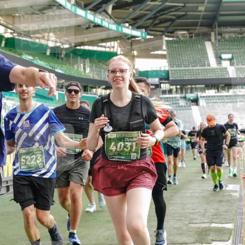 13.09.2026 - 21. swb-Marathon Bremen Michael Burmester http://msf.ph/oto/10423992 13.09.2026 13:23:40 Laufen im Stadion 137, 160, 182, 211, 324, 434, 533, 548, 571, 609, 708, 721, 739, 743, 752, 892, 1157, 1178, 1259, 1273, 1331, 1463, 1471, 1597, 1598, 1657, 1691, 1746, 1788, 1883, 1944, 2095, 2213, 2252, 2286, 2312, 2323, 2433, 2445, 2465, 2475, 2483, 2495, 2503, 2504, 2526, 2571, 2685, 2711, 2768, 2776, 2936, 2968, 3252, 3282, 3288, 3289, 3292, 3312, 3347, 3351, 3364, 3381, 3395, 3423, 3447, 3505, 3530, 3559, 3727, 3770, 3784, 3819, 4020, 4054, 4231, 4406, 4407, 4431, 4466, 4467, 4584 meine-sportfotos.de