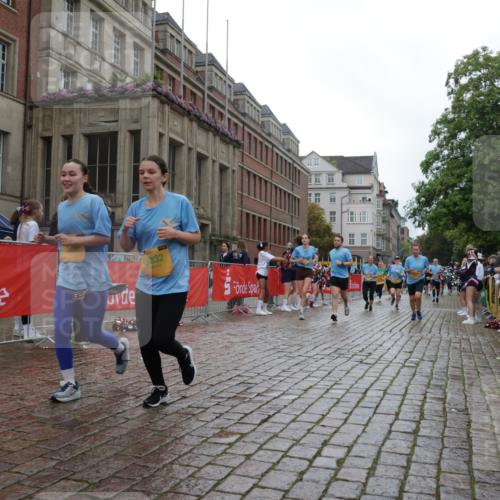 13.09.2026 - Kiel Lauf Yannick Fuchs http://msf.ph/oto/10424017 13.09.2026 10:59:39 Ziel 620, 683, 747, 2354, 3108, 3113, 3176, 3348, 3607, 3663, 5173, 5382, 5608, 7350, 7454, 7614, 8234, 8723, 8884, 9971, 10157, 10916, 10918, 12359, 12408, 724, 1825, 1835, 2385, 2394, 2639, 2771, 2828, 3332, 3480, 4192, 4342, 4609, 4897, 5188, 5519, 5836, 5891, 5977, 5987, 6693, 7066, 7112, 7417, 7527, 7734, 8208, 9227, 9242, 9405, 9684, 9700, 9778, 10251, 10255, 10453, 10536, 10551, 10799, 10871, 11016, 11126, 11177, 12359, 3332, 4192, 4609 meine-sportfotos.de