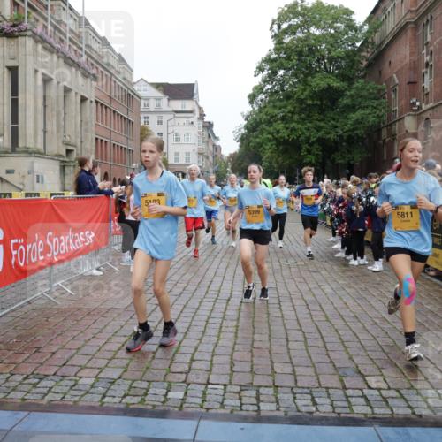 13.09.2026 - Kiel Lauf Yannick Fuchs http://msf.ph/oto/10424022 13.09.2026 09:45:25 Ziel 1503, 2017, 2282, 2835, 3408, 4606, 5103, 5369, 5399, 5400, 5811, 7854, 8152, 8854, 9425, 9456, 9897, 10498, 11939, 12347, 98, 312, 2456, 2704, 2786, 3138, 3479, 3503, 3507, 3517, 3717, 4118, 5562, 5672, 5939, 6023, 6097, 6098, 6135, 6556, 8028, 8189, 9760, 10006, 10777, 11043, 12348, 12351, 12676, 1023, 1579, 2788, 3025, 3974, 4413, 6038, 7202, 7349, 8126, 10142, 10392, 10445, 12069, 12281, 1224, 5939, 6023, 7460, 9986, 10777, 11046, 11239 meine-sportfotos.de