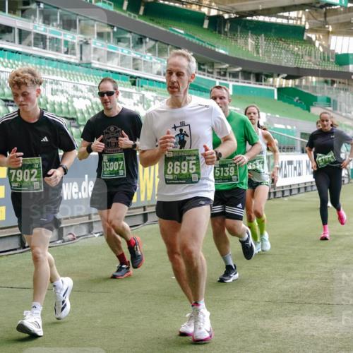 13.09.2026 - 21. swb-Marathon Bremen Michael Burmester http://msf.ph/oto/10424034 13.09.2026 13:00:50 Laufen im Stadion 135, 232, 242, 260, 282, 318, 342, 440, 651, 687, 745, 930, 1067, 1080, 1209, 1368, 1448, 1493, 1494, 1582, 1650, 1861, 1896, 1935, 1963, 2088, 2289, 2293, 2306, 2322, 2370, 2409, 2427, 2481, 2485, 2490, 2491, 2517, 2560, 2561, 2570, 2627, 2658, 2686, 2700, 2708, 2781, 2806, 2906, 2914, 2953, 2961, 2967, 3015, 3076, 3105, 3124, 3145, 3168, 3173, 3273, 3354, 3372, 3374, 3375, 3385, 3480, 3524, 3526, 3642, 3729, 3774, 3855, 3856, 3861, 3930 meine-sportfotos.de