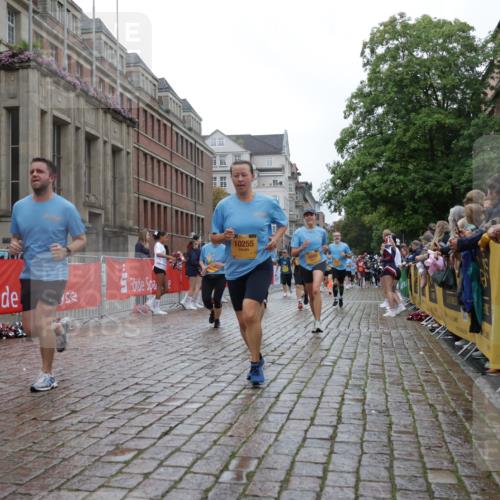 13.09.2026 - Kiel Lauf Yannick Fuchs http://msf.ph/oto/10424035 13.09.2026 10:59:41 Ziel 620, 683, 747, 988, 2354, 3108, 3113, 3176, 3348, 3607, 3663, 5173, 5382, 5608, 7350, 7454, 7543, 7614, 8234, 8723, 8884, 9971, 10157, 10916, 10918, 12408, 1825, 1835, 2354, 2385, 2394, 2639, 2771, 2828, 3480, 4192, 4342, 4897, 5188, 5519, 5836, 5891, 5977, 5987, 6693, 7066, 7112, 7417, 7527, 7734, 8208, 9227, 9242, 9405, 9684, 9700, 9778, 10251, 10255, 10453, 10536, 10799, 10871, 11016, 11126, 11177, 12359, 3332, 4192, 4609, 10255 meine-sportfotos.de