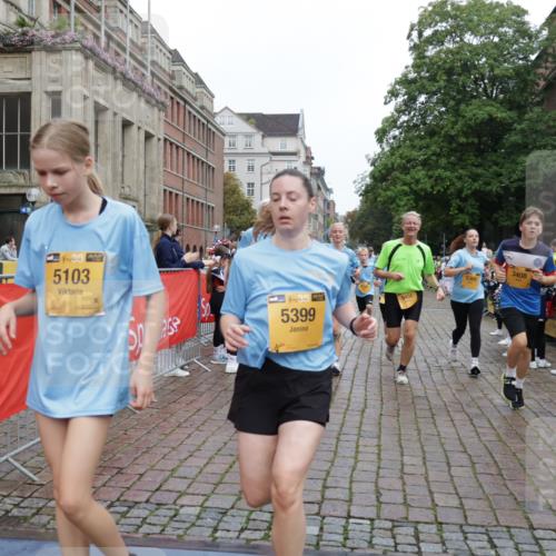 13.09.2026 - Kiel Lauf Yannick Fuchs http://msf.ph/oto/10424048 13.09.2026 09:45:26 Ziel 1503, 2017, 2282, 2835, 3408, 4606, 5103, 5369, 5399, 5400, 5811, 7854, 8152, 8854, 9425, 9456, 9897, 10498, 11939, 12069, 12347, 98, 312, 2282, 2456, 2704, 2786, 3138, 3479, 3503, 3507, 3517, 3717, 4118, 5400, 5562, 5672, 5939, 6023, 6097, 6098, 6135, 6556, 8028, 8189, 9425, 9760, 10006, 11043, 12348, 12351, 12676, 1023, 1579, 2788, 3025, 3974, 4413, 4569, 6038, 7202, 7349, 8126, 10142, 10392, 10445, 12281, 1224, 4118, 5939, 6023, 7460, 9986, 10777, 11046, 11239 meine-sportfotos.de