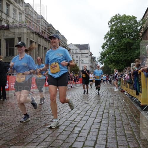 13.09.2026 - Kiel Lauf Yannick Fuchs http://msf.ph/oto/10424061 13.09.2026 10:59:43 Ziel 469, 683, 747, 988, 1002, 3108, 3113, 3176, 3607, 3663, 5173, 5382, 5608, 5627, 7350, 7454, 7543, 7614, 8234, 8723, 8884, 9971, 10157, 10916, 10918, 12408, 620, 1825, 1835, 2354, 2385, 2394, 2639, 2771, 2828, 3348, 3480, 3663, 4342, 4897, 5188, 5519, 5836, 5891, 5977, 5987, 6693, 7066, 7112, 7417, 7527, 7734, 8208, 9227, 9242, 9405, 9684, 9700, 9778, 9971, 10157, 10251, 10255, 10453, 10536, 10799, 10871, 11016, 11126, 11177, 12359, 3332, 4192, 4609, 10255 meine-sportfotos.de