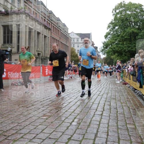 13.09.2026 - Kiel Lauf Yannick Fuchs http://msf.ph/oto/10424078 13.09.2026 10:59:45 Ziel 469, 683, 747, 988, 1002, 3063, 3113, 3176, 3607, 5173, 5261, 5382, 5608, 5627, 7350, 7454, 7543, 7614, 7954, 8234, 8723, 8884, 9299, 10916, 10918, 12408, 620, 683, 1825, 1835, 2354, 2385, 2394, 2639, 2771, 2828, 3108, 3113, 3348, 3663, 4342, 4897, 5188, 5382, 5519, 5836, 5891, 5977, 5987, 6693, 7066, 7112, 7417, 7527, 7734, 8208, 9227, 9242, 9405, 9684, 9700, 9778, 9971, 10157, 10251, 10453, 10536, 10799, 10871, 11016, 11177, 12359, 12408, 3332, 4192, 4609, 10255 meine-sportfotos.de