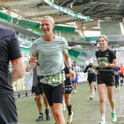 13.09.2026 - 21. swb-Marathon Bremen Michael Burmester http://msf.ph/oto/10424111 13.09.2026 13:23:46 Laufen im Stadion 137, 160, 182, 211, 324, 434, 533, 548, 571, 609, 708, 721, 739, 743, 752, 892, 1157, 1178, 1259, 1273, 1331, 1463, 1471, 1597, 1598, 1657, 1691, 1746, 1788, 1883, 1944, 2095, 2213, 2252, 2286, 2312, 2323, 2433, 2445, 2465, 2475, 2483, 2495, 2503, 2504, 2526, 2571, 2711, 2768, 2776, 2936, 2968, 3252, 3282, 3288, 3289, 3292, 3298, 3312, 3347, 3351, 3364, 3381, 3395, 3423, 3447, 3505, 3530, 3559, 3727, 3770, 3784, 3819, 4020, 4054, 4231, 4406, 4407, 4431, 4466, 4467, 4584 meine-sportfotos.de