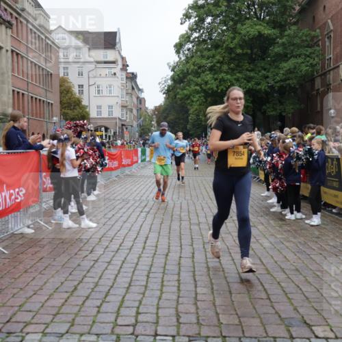 13.09.2026 - Kiel Lauf Yannick Fuchs http://msf.ph/oto/10424117 13.09.2026 09:45:29 Ziel 1023, 1503, 1579, 2017, 2835, 3408, 5103, 5369, 5399, 5811, 6038, 7854, 8152, 8854, 9456, 10498, 11939, 12069, 12347, 98, 312, 2282, 2456, 2704, 2786, 3138, 3479, 3503, 3507, 3517, 3717, 4118, 4606, 5400, 5562, 5672, 6097, 6098, 6135, 6556, 8028, 8189, 8854, 9425, 9760, 9897, 10006, 11043, 12348, 12351, 12676, 2788, 3025, 3974, 4413, 4569, 5511, 7202, 7349, 7572, 8126, 9841, 10142, 10392, 10445, 12281, 2704, 4118, 5939, 6023, 10777, 11239 meine-sportfotos.de