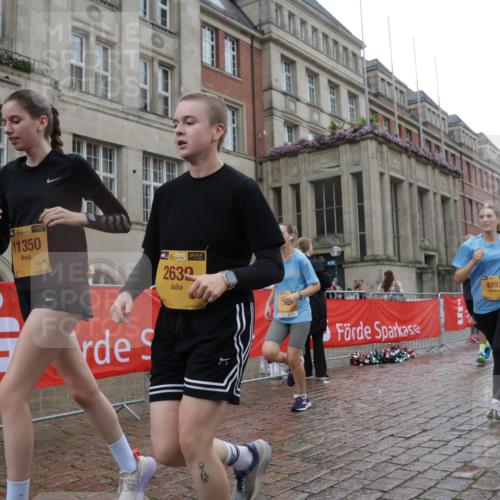 13.09.2026 - Kiel Lauf Yannick Fuchs http://msf.ph/oto/10424123 13.09.2026 10:59:51 Ziel 469, 747, 988, 1002, 1562, 1895, 1948, 2287, 3063, 3607, 4509, 5261, 5627, 6295, 7543, 7954, 8120, 9271, 9299, 10916, 11007, 11377, 11415, 620, 683, 747, 1825, 1835, 2354, 2394, 2639, 2771, 2828, 3108, 3113, 3176, 3348, 3607, 3663, 4342, 4897, 5173, 5382, 5519, 5608, 5891, 5977, 5987, 6693, 7066, 7112, 7350, 7454, 7527, 7614, 7734, 8208, 8234, 8723, 8884, 9227, 9242, 9684, 9700, 9778, 9971, 10157, 10251, 10453, 10536, 10799, 10916, 10918, 11016, 11177, 12359, 12408, 173 meine-sportfotos.de