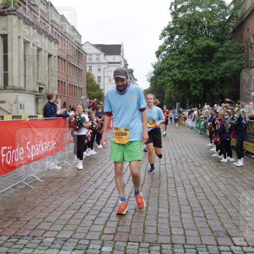 13.09.2026 - Kiel Lauf Yannick Fuchs http://msf.ph/oto/10424145 13.09.2026 09:45:33 Ziel 1023, 1579, 2017, 2835, 3408, 5369, 5399, 6038, 7854, 8126, 8152, 9456, 10498, 11939, 12069, 12281, 98, 312, 1503, 2282, 2456, 2786, 3138, 3479, 3503, 3507, 3517, 3717, 4606, 5103, 5399, 5400, 5562, 5672, 5811, 6097, 6098, 6135, 6556, 8189, 8854, 9425, 9760, 9897, 10006, 12347, 12348, 12351, 557, 2127, 2788, 3025, 3142, 3301, 3974, 4413, 4569, 5511, 5757, 7202, 7349, 7572, 9841, 10036, 10142, 10392, 10445, 12374, 2456, 2704, 3138, 4118, 5939, 6023 meine-sportfotos.de