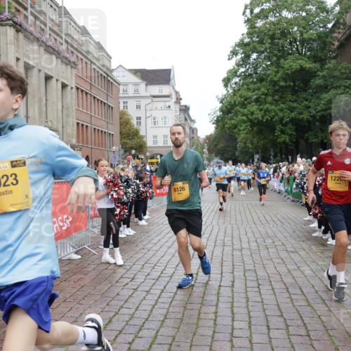 13.09.2026 - Kiel Lauf Yannick Fuchs http://msf.ph/oto/10424190 13.09.2026 09:45:37 Ziel 1023, 1579, 2835, 3025, 6038, 7349, 7854, 8126, 10142, 10445, 12069, 12281, 98, 312, 1503, 2017, 2282, 2786, 2835, 3408, 3479, 3503, 3507, 3517, 4606, 5103, 5369, 5399, 5400, 5672, 5811, 6097, 6098, 6556, 7854, 8152, 8854, 9425, 9456, 9760, 9897, 10006, 10498, 11939, 12347, 12348, 12351, 557, 1418, 2127, 2788, 3142, 3301, 3974, 4413, 4569, 5511, 5757, 5829, 7202, 7572, 7911, 7924, 8244, 8859, 9841, 10036, 10392, 10719, 12374, 12841, 98, 2456, 2704, 3138 meine-sportfotos.de