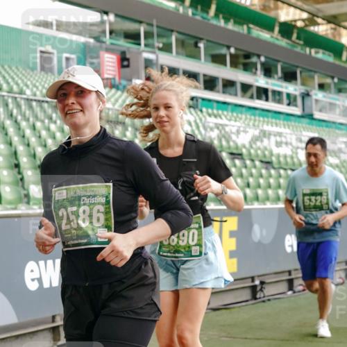 13.09.2026 - 21. swb-Marathon Bremen Michael Burmester http://msf.ph/oto/10424208 13.09.2026 13:23:51 Laufen im Stadion 137, 160, 182, 211, 324, 434, 533, 548, 571, 609, 708, 721, 723, 739, 743, 752, 892, 1157, 1178, 1259, 1273, 1331, 1463, 1471, 1597, 1598, 1691, 1746, 1788, 1883, 1944, 2095, 2211, 2213, 2252, 2286, 2312, 2323, 2433, 2445, 2465, 2475, 2483, 2495, 2497, 2503, 2504, 2526, 2571, 2768, 2776, 2936, 2968, 3252, 3282, 3288, 3289, 3292, 3298, 3312, 3347, 3364, 3381, 3395, 3423, 3447, 3505, 3530, 3559, 3727, 3770, 3819, 4020, 4054, 4231, 4406, 4407, 4431, 4466, 4467, 4584 meine-sportfotos.de