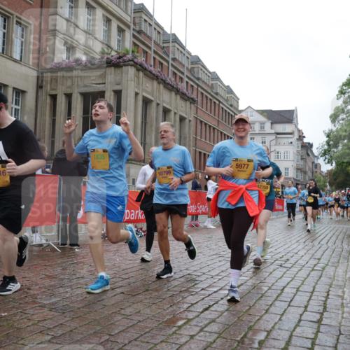 13.09.2026 - Kiel Lauf Yannick Fuchs http://msf.ph/oto/10424265 13.09.2026 11:00:01 Ziel 753, 964, 1562, 1728, 1895, 1948, 2287, 3775, 4437, 4509, 6295, 7398, 8120, 9140, 9271, 10996, 11007, 11377, 11415, 469, 620, 683, 747, 988, 1002, 1835, 2354, 2394, 2771, 3063, 3108, 3113, 3176, 3348, 3607, 3663, 5173, 5261, 5382, 5608, 5627, 5977, 7350, 7454, 7543, 7614, 7954, 8234, 8723, 8884, 9299, 9778, 9971, 10157, 10799, 10916, 10918, 11016, 11177, 12359, 12408, 173, 327, 1036, 2150, 2151, 2187, 2558, 2915, 3121, 2828, 4342, 5891, 7066, 7734 meine-sportfotos.de