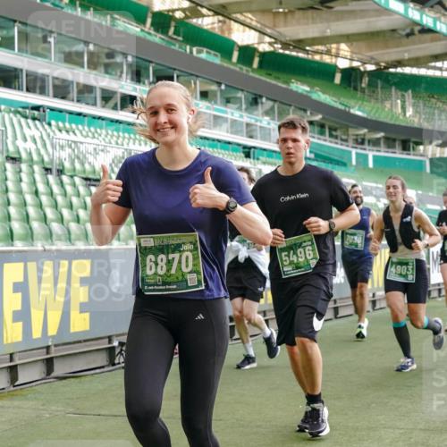 13.09.2026 - 21. swb-Marathon Bremen Michael Burmester http://msf.ph/oto/10424289 13.09.2026 13:23:53 Laufen im Stadion 137, 160, 182, 211, 324, 434, 533, 548, 571, 609, 708, 721, 723, 739, 743, 752, 892, 1157, 1178, 1259, 1273, 1331, 1463, 1471, 1597, 1598, 1691, 1746, 1788, 1883, 1944, 2095, 2211, 2213, 2252, 2286, 2312, 2323, 2433, 2445, 2465, 2475, 2483, 2495, 2497, 2503, 2504, 2526, 2571, 2768, 2776, 2936, 2968, 3252, 3282, 3288, 3289, 3292, 3298, 3312, 3347, 3364, 3381, 3395, 3423, 3447, 3505, 3530, 3559, 3727, 3770, 3819, 4020, 4054, 4231, 4406, 4407, 4431, 4466, 4467, 4584 meine-sportfotos.de