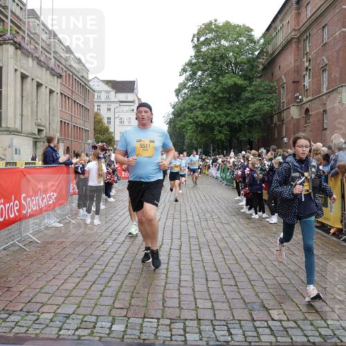 13.09.2026 - Kiel Lauf Yannick Fuchs http://msf.ph/oto/10424326 13.09.2026 09:45:49 Ziel 557, 1418, 2127, 2788, 3025, 3142, 3301, 3974, 4413, 4569, 5511, 5757, 7202, 7349, 7572, 9841, 10036, 10142, 10392, 10445, 12374, 12841, 1023, 1503, 1579, 2017, 2282, 2835, 3408, 3479, 4606, 5103, 5369, 5399, 5400, 5811, 6038, 6097, 6098, 7349, 7854, 8126, 8152, 8854, 9425, 9456, 9897, 10498, 11939, 12069, 12281, 12347, 12351, 1415, 2482, 4909, 4910, 4918, 5234, 5829, 6732, 7015, 7911, 7924, 8244, 8611, 8859, 10203, 10685, 10719, 10898, 11076, 11078, 2282, 2786, 3479 meine-sportfotos.de