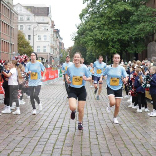13.09.2026 - Kiel Lauf Yannick Fuchs http://msf.ph/oto/10424356 13.09.2026 09:45:51 Ziel 557, 1418, 2127, 2788, 3025, 3142, 3301, 3974, 4413, 4569, 5511, 5757, 5829, 7202, 7572, 7911, 8244, 8859, 9841, 10036, 10142, 10392, 10445, 10719, 12374, 12841, 1023, 1503, 1579, 2017, 2282, 2835, 3025, 3408, 4606, 5103, 5369, 5399, 5400, 5811, 6038, 7349, 7854, 8126, 8152, 8854, 9425, 9456, 9897, 10445, 10498, 11939, 12069, 12281, 12347, 1415, 2482, 4909, 4910, 4918, 5234, 6732, 7015, 7924, 8611, 10203, 10685, 10898, 11076, 11078, 2282, 3479 meine-sportfotos.de