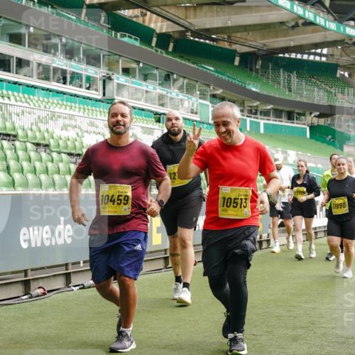 13.09.2026 - 21. swb-Marathon Bremen Michael Burmester http://msf.ph/oto/10424372 13.09.2026 10:47:07 Laufen im Stadion 10161, 10349, 10472, 10535, 10895, 10933, 10970, 11050, 11104, 11181, 11244, 11262, 11296, 11309, 11367, 11457, 11529, 11530, 11546, 11573, 11574, 11579, 11639, 11663, 11675, 11709, 11760, 11821, 12157, 12211, 12285, 12316, 12317, 12340, 12374, 12422, 12444, 12462, 10002, 10004, 10005, 10176, 10191, 10271, 10295, 10303, 10325, 10335, 10361, 10362, 10459, 10513, 10629, 10756, 10779, 10882, 10997, 10999, 11233, 11307, 11355 meine-sportfotos.de