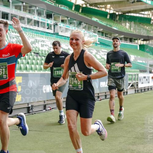 13.09.2026 - 21. swb-Marathon Bremen Michael Burmester http://msf.ph/oto/10424381 13.09.2026 13:01:00 Laufen im Stadion 135, 242, 260, 282, 318, 342, 440, 531, 651, 687, 930, 1006, 1067, 1209, 1368, 1436, 1448, 1493, 1494, 1582, 1650, 1861, 1896, 1935, 1963, 2033, 2062, 2088, 2293, 2306, 2322, 2370, 2409, 2427, 2481, 2485, 2490, 2491, 2517, 2560, 2561, 2570, 2627, 2658, 2686, 2700, 2708, 2781, 2906, 2914, 2967, 3076, 3105, 3145, 3168, 3173, 3273, 3354, 3372, 3374, 3375, 3385, 3480, 3524, 3526, 3642, 3667, 3729, 3774, 3806, 3855, 3856, 3861, 3930 meine-sportfotos.de