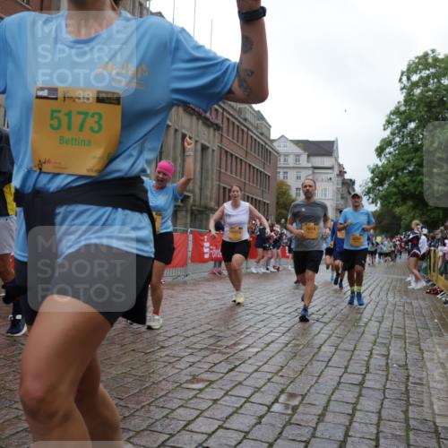 13.09.2026 - Kiel Lauf Yannick Fuchs http://msf.ph/oto/10424402 13.09.2026 11:00:11 Ziel 173, 327, 753, 1078, 2187, 2382, 2490, 3121, 3775, 4437, 6520, 6897, 7438, 7945, 9140, 9690, 10420, 10996, 11220, 11503, 11607, 469, 747, 964, 988, 1002, 1562, 1728, 1895, 1948, 2287, 3063, 3176, 3607, 4509, 5173, 5261, 5608, 5627, 6295, 7350, 7398, 7454, 7543, 7614, 7954, 8120, 8234, 8723, 8884, 9271, 9299, 10916, 10918, 11007, 11377, 11415, 893, 1036, 1518, 1650, 1896, 1897, 2150, 2151, 2233, 2558, 2915, 3793, 10674, 620, 683, 3113, 3176, 7614 meine-sportfotos.de