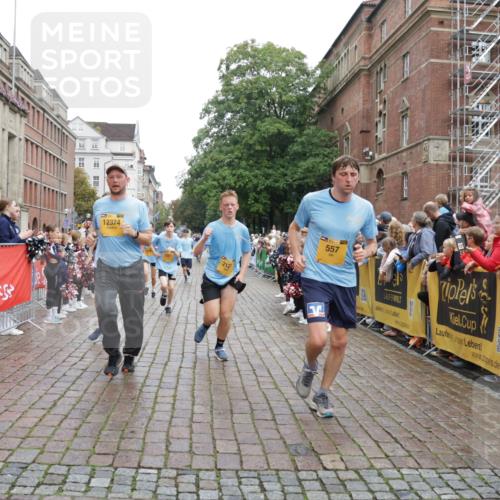 13.09.2026 - Kiel Lauf Yannick Fuchs http://msf.ph/oto/10424403 13.09.2026 09:45:54 Ziel 557, 1418, 2127, 2788, 3142, 3301, 3974, 4413, 4569, 5511, 5757, 5829, 7202, 7572, 7911, 7924, 8244, 8611, 8859, 9841, 10036, 10392, 10719, 12374, 12841, 1023, 1503, 1579, 2017, 2835, 3025, 3408, 4413, 5103, 5369, 5399, 5811, 6038, 7349, 7854, 8126, 8152, 8854, 9456, 10142, 10392, 10445, 10498, 11939, 12069, 12281, 12347, 1415, 2482, 3052, 4909, 4910, 4918, 5234, 5855, 6732, 7015, 7308, 8125, 10203, 10685, 10898, 11076, 11078, 1503, 2282, 3479, 5103 meine-sportfotos.de