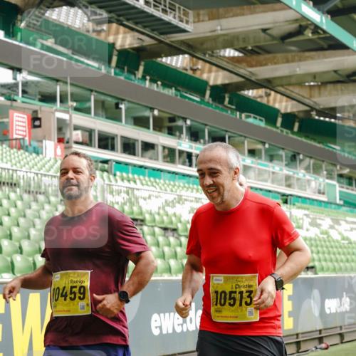 13.09.2026 - 21. swb-Marathon Bremen Michael Burmester http://msf.ph/oto/10424408 13.09.2026 10:47:08 Laufen im Stadion 10161, 10349, 10472, 10535, 10895, 10933, 10970, 11050, 11104, 11181, 11244, 11262, 11296, 11309, 11367, 11457, 11529, 11530, 11546, 11573, 11574, 11579, 11639, 11663, 11675, 11709, 11760, 11821, 12157, 12211, 12285, 12316, 12317, 12340, 12374, 12422, 12444, 12462, 10002, 10004, 10005, 10176, 10191, 10192, 10271, 10295, 10303, 10325, 10335, 10361, 10362, 10459, 10513, 10629, 10756, 10779, 10882, 10997, 10999, 11233, 11307, 11355 meine-sportfotos.de