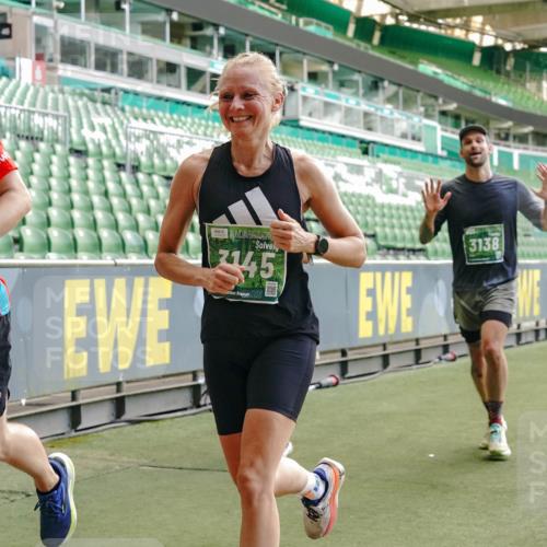 13.09.2026 - 21. swb-Marathon Bremen Michael Burmester http://msf.ph/oto/10424412 13.09.2026 13:01:01 Laufen im Stadion 135, 242, 260, 282, 318, 342, 440, 531, 651, 687, 930, 1006, 1067, 1209, 1368, 1436, 1448, 1493, 1494, 1582, 1650, 1861, 1896, 1935, 1963, 2033, 2047, 2062, 2088, 2293, 2306, 2322, 2370, 2409, 2427, 2481, 2485, 2490, 2491, 2517, 2560, 2561, 2570, 2627, 2638, 2658, 2686, 2700, 2708, 2781, 2906, 2914, 2967, 3076, 3105, 3145, 3168, 3173, 3273, 3354, 3372, 3374, 3375, 3385, 3480, 3524, 3526, 3642, 3667, 3729, 3774, 3806, 3855, 3856, 3861, 3930 meine-sportfotos.de