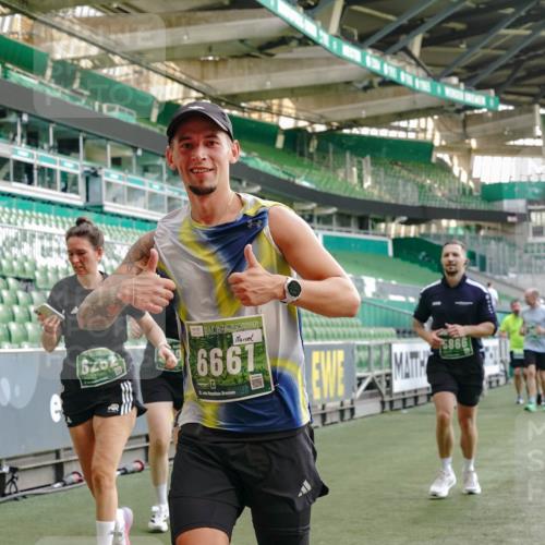 13.09.2026 - 21. swb-Marathon Bremen Michael Burmester http://msf.ph/oto/10424421 13.09.2026 13:23:57 Laufen im Stadion 137, 160, 182, 211, 324, 434, 533, 548, 571, 609, 708, 721, 723, 739, 743, 752, 892, 1178, 1259, 1273, 1331, 1463, 1471, 1597, 1598, 1691, 1746, 1788, 1944, 2095, 2211, 2213, 2252, 2286, 2312, 2323, 2433, 2445, 2465, 2475, 2483, 2495, 2497, 2503, 2504, 2526, 2571, 2644, 2768, 2776, 2936, 2968, 3252, 3282, 3288, 3289, 3292, 3298, 3306, 3312, 3347, 3364, 3381, 3395, 3423, 3447, 3505, 3530, 3559, 3727, 3770, 3819, 4054, 4231, 4406, 4407, 4431, 4466, 4467, 4584 meine-sportfotos.de