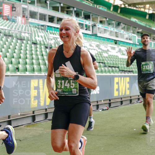 13.09.2026 - 21. swb-Marathon Bremen Michael Burmester http://msf.ph/oto/10424423 13.09.2026 13:01:01 Laufen im Stadion 135, 242, 260, 282, 318, 342, 440, 531, 651, 687, 930, 1006, 1067, 1209, 1368, 1436, 1448, 1493, 1494, 1582, 1650, 1861, 1896, 1935, 1963, 2033, 2047, 2062, 2088, 2293, 2306, 2322, 2370, 2409, 2427, 2481, 2485, 2490, 2491, 2517, 2560, 2561, 2570, 2627, 2638, 2658, 2686, 2700, 2708, 2781, 2906, 2914, 2967, 3076, 3105, 3145, 3168, 3173, 3273, 3354, 3372, 3374, 3375, 3385, 3480, 3524, 3526, 3642, 3667, 3729, 3774, 3806, 3855, 3856, 3861, 3930 meine-sportfotos.de