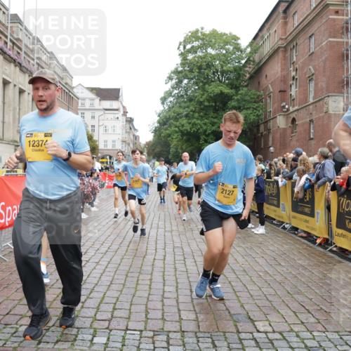 13.09.2026 - Kiel Lauf Yannick Fuchs http://msf.ph/oto/10424425 13.09.2026 09:45:55 Ziel 557, 1418, 2127, 2788, 3142, 3301, 3974, 4569, 5511, 5757, 5829, 7202, 7572, 7911, 7924, 8244, 8611, 8859, 9841, 10036, 10719, 12374, 12841, 1023, 1503, 1579, 2017, 2788, 2835, 3025, 3408, 3974, 4413, 5103, 5369, 5399, 5811, 6038, 7202, 7349, 7854, 8126, 8152, 9456, 10142, 10392, 10445, 10498, 11939, 12069, 12281, 12347, 1415, 2482, 3052, 3954, 4909, 4910, 4918, 5234, 5855, 5955, 6732, 7015, 7308, 8125, 10203, 10685, 10898, 11076, 11078, 1503, 2282, 3479, 5103, 5399 meine-sportfotos.de