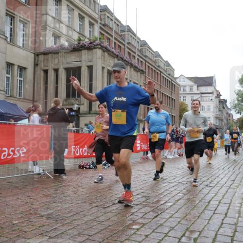 13.09.2026 - Kiel Lauf Yannick Fuchs http://msf.ph/oto/10424463 13.09.2026 11:00:19 Ziel 173, 327, 893, 1036, 1518, 1896, 1897, 2150, 2151, 2187, 2490, 2558, 2915, 3121, 3793, 4239, 4787, 6431, 6520, 6770, 6897, 7091, 7438, 9690, 10346, 10420, 11182, 11220, 11471, 11607, 11835, 469, 753, 964, 988, 1002, 1078, 1562, 1728, 1895, 1948, 2287, 2382, 3063, 3775, 4437, 4509, 5261, 5627, 6295, 6520, 7398, 7543, 7945, 7954, 8120, 9140, 9271, 9299, 9690, 10996, 11007, 11377, 11415, 11503, 11607, 362, 1650, 1722, 2233, 2267, 4261, 10674, 3176, 7614 meine-sportfotos.de