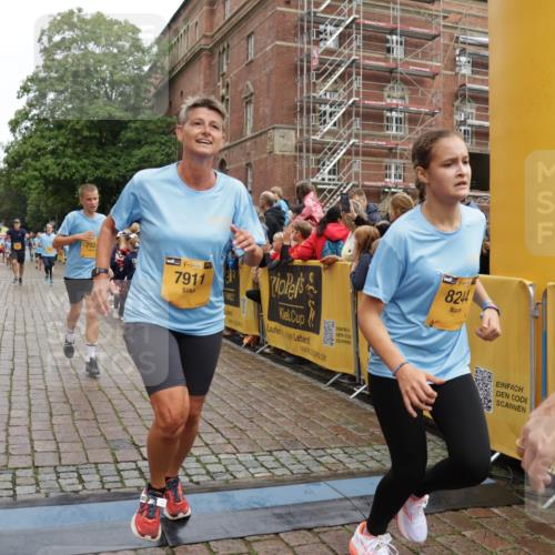 13.09.2026 - Kiel Lauf Yannick Fuchs http://msf.ph/oto/10424490 13.09.2026 09:45:59 Ziel 557, 1415, 1418, 2127, 3142, 3301, 4909, 4910, 5234, 5757, 5829, 7572, 7911, 7924, 8244, 8611, 8859, 9841, 10036, 10203, 10719, 12374, 12841, 1023, 1579, 2017, 2788, 2835, 3025, 3408, 3974, 4413, 4569, 5369, 5511, 6038, 7202, 7349, 7572, 7854, 8126, 8152, 9456, 9841, 10142, 10392, 10445, 10498, 11939, 12069, 12281, 442, 2482, 3052, 3954, 4918, 5855, 5955, 6732, 7015, 7308, 8125, 10117, 10685, 10898, 11076, 11078, 1503, 2017, 2835, 3408, 5103, 5369, 5399 meine-sportfotos.de