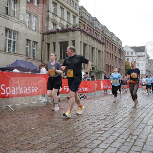 13.09.2026 - Kiel Lauf Yannick Fuchs http://msf.ph/oto/10424500 13.09.2026 11:00:23 Ziel 893, 1036, 1518, 1896, 1897, 2150, 2151, 2187, 2558, 2915, 3793, 4239, 4524, 4787, 4905, 6431, 6770, 7091, 7997, 8481, 9327, 9408, 10346, 10674, 11182, 11220, 11471, 11835, 12214, 12457, 173, 327, 469, 753, 964, 1078, 1562, 1728, 1895, 1948, 2287, 2382, 2490, 3063, 3121, 3775, 4437, 4509, 5261, 6295, 6520, 6897, 7398, 7438, 7945, 7954, 8120, 9140, 9271, 9299, 9690, 10420, 10996, 11007, 11377, 11415, 11503, 11607, 362, 1650, 1722, 1795, 2233, 2267, 4261 meine-sportfotos.de