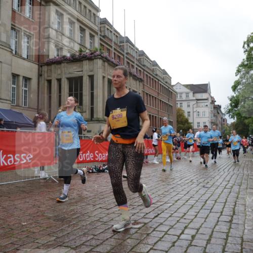 13.09.2026 - Kiel Lauf Yannick Fuchs http://msf.ph/oto/10424506 13.09.2026 11:00:24 Ziel 893, 1036, 1518, 1896, 1897, 2150, 2151, 2187, 2558, 2915, 3793, 4239, 4524, 4787, 4905, 6431, 6770, 7091, 7997, 8481, 9327, 9408, 10346, 10674, 11182, 11220, 11471, 11835, 12214, 12457, 173, 327, 753, 964, 1078, 1562, 1728, 1895, 1948, 2287, 2382, 2490, 3063, 3121, 3775, 4437, 4509, 5261, 6295, 6520, 6897, 7398, 7438, 7945, 7954, 8120, 9140, 9271, 9299, 9690, 10420, 10996, 11007, 11220, 11377, 11415, 11503, 11607, 362, 1650, 1722, 1795, 2233, 2267, 4261 meine-sportfotos.de