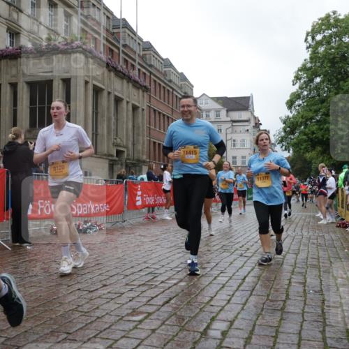 13.09.2026 - Kiel Lauf Yannick Fuchs http://msf.ph/oto/10424541 13.09.2026 11:00:28 Ziel 362, 893, 1036, 1518, 1650, 1896, 1897, 2150, 2151, 2233, 2267, 2915, 3793, 4239, 4261, 4524, 4787, 4905, 6431, 6770, 7091, 7179, 7997, 8481, 8565, 9327, 9408, 10346, 10674, 11182, 11835, 12214, 12457, 173, 327, 753, 964, 1036, 1078, 1562, 1728, 1895, 1948, 2187, 2382, 2490, 2558, 3121, 3775, 4437, 4509, 6295, 6520, 6897, 7398, 7438, 7945, 8120, 9140, 9271, 9690, 10420, 10996, 11007, 11220, 11377, 11415, 11471, 11503, 11607, 1722, 1795 meine-sportfotos.de