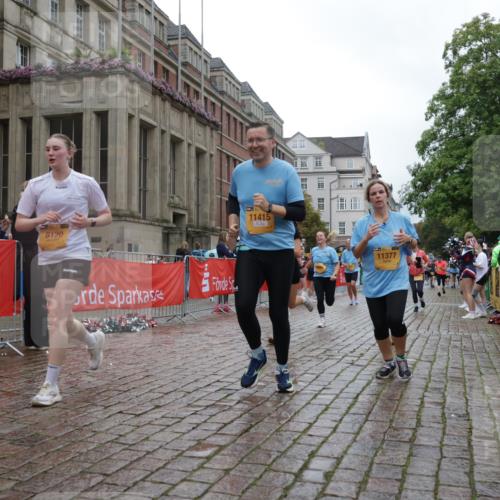 13.09.2026 - Kiel Lauf Yannick Fuchs http://msf.ph/oto/10424546 13.09.2026 11:00:28 Ziel 362, 893, 1036, 1518, 1650, 1896, 1897, 2150, 2151, 2233, 2267, 2915, 3793, 4239, 4261, 4524, 4787, 4905, 6431, 6770, 7091, 7179, 7997, 8481, 8565, 9327, 9408, 10346, 10674, 11182, 11835, 12214, 12457, 173, 327, 753, 964, 1036, 1078, 1562, 1728, 1895, 1948, 2187, 2382, 2490, 2558, 3121, 3775, 4437, 4509, 6295, 6520, 6897, 7398, 7438, 7945, 8120, 9140, 9271, 9690, 10420, 10996, 11007, 11220, 11377, 11415, 11471, 11503, 11607, 1722, 1795 meine-sportfotos.de