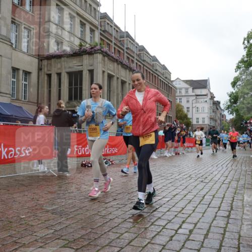 13.09.2026 - Kiel Lauf Yannick Fuchs http://msf.ph/oto/10424596 13.09.2026 11:00:32 Ziel 362, 893, 1518, 1650, 1722, 1896, 1897, 2233, 2267, 3793, 4261, 4524, 4706, 4905, 6431, 6770, 7091, 7179, 7997, 8481, 8565, 8686, 9327, 9408, 10346, 10590, 10674, 11797, 11835, 12214, 12457, 12756, 12757, 12773, 173, 327, 753, 964, 1036, 1078, 1728, 2150, 2151, 2187, 2382, 2490, 2558, 2915, 3121, 3775, 3793, 4239, 4437, 4787, 6520, 6897, 7398, 7438, 7945, 9140, 9690, 10346, 10420, 10996, 11182, 11220, 11471, 11503, 11607, 11835, 1795, 2038 meine-sportfotos.de