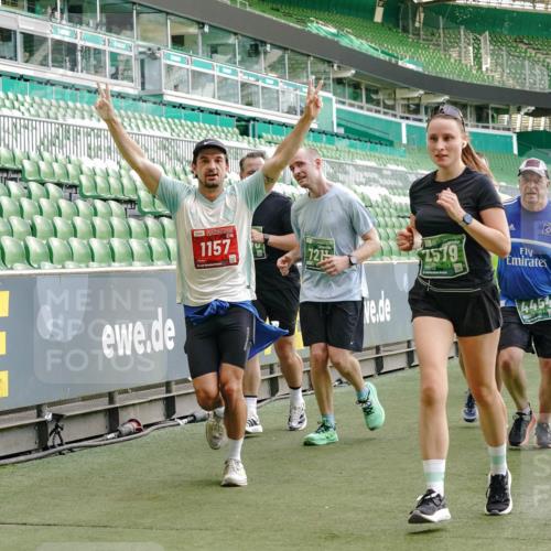 13.09.2026 - 21. swb-Marathon Bremen Michael Burmester http://msf.ph/oto/10424601 13.09.2026 13:24:04 Laufen im Stadion 137, 160, 182, 324, 434, 533, 548, 609, 708, 721, 723, 739, 743, 752, 892, 1178, 1273, 1331, 1463, 1471, 1491, 1597, 1598, 1691, 1746, 1788, 1944, 2095, 2211, 2213, 2252, 2267, 2286, 2312, 2323, 2433, 2445, 2465, 2475, 2483, 2495, 2497, 2503, 2526, 2554, 2571, 2644, 2768, 2776, 2936, 2968, 3252, 3282, 3288, 3289, 3292, 3298, 3306, 3312, 3347, 3364, 3381, 3395, 3423, 3447, 3505, 3530, 3559, 3727, 3770, 3819, 4054, 4231, 4406, 4407, 4466, 4467 meine-sportfotos.de