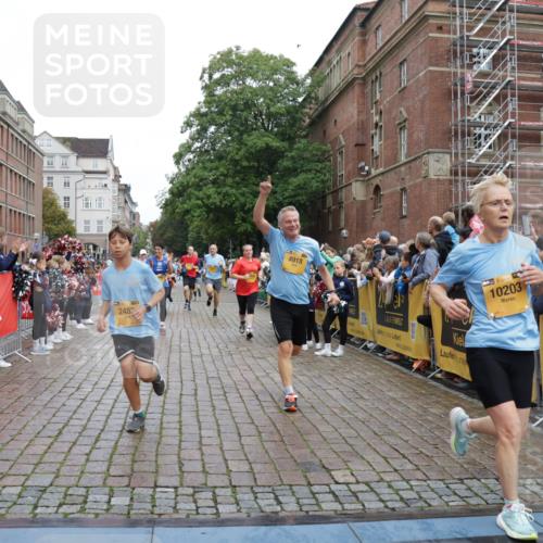 13.09.2026 - Kiel Lauf Yannick Fuchs http://msf.ph/oto/10424617 13.09.2026 09:46:07 Ziel 1415, 2482, 4909, 4910, 4918, 5234, 6732, 7015, 7924, 8125, 8611, 10203, 10685, 10898, 11076, 11078, 557, 1023, 1418, 1579, 2127, 2788, 3025, 3142, 3301, 3974, 4413, 4569, 5511, 5757, 5829, 6038, 7202, 7349, 7572, 7911, 7924, 8126, 8244, 8859, 9841, 10036, 10142, 10392, 10445, 10719, 12281, 12374, 12841, 167, 181, 442, 3052, 3361, 3954, 5855, 5955, 6857, 7308, 10117, 10913, 11316, 11859, 12495, 12621, 1023, 1579, 2017, 2835, 5369, 6038 meine-sportfotos.de