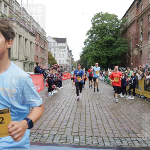 13.09.2026 - Kiel Lauf Yannick Fuchs http://msf.ph/oto/10424635 13.09.2026 09:46:08 Ziel 1415, 2482, 3052, 4909, 4910, 4918, 5234, 6732, 7015, 8125, 8611, 10203, 10685, 10898, 11076, 11078, 557, 1023, 1418, 2127, 2788, 3025, 3142, 3301, 3974, 4413, 4569, 5511, 5757, 5829, 7202, 7349, 7572, 7911, 7924, 8126, 8244, 8611, 8859, 9841, 10036, 10142, 10392, 10445, 10719, 12281, 12374, 12841, 167, 181, 442, 3361, 3954, 5855, 5955, 6857, 7308, 10117, 10913, 11316, 11859, 11861, 12495, 12621, 1023, 1579, 2835, 6038, 8126 meine-sportfotos.de