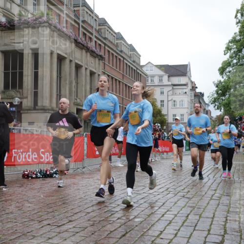13.09.2026 - Kiel Lauf Yannick Fuchs http://msf.ph/oto/10424646 13.09.2026 11:00:40 Ziel 362, 1650, 1722, 1795, 2233, 2267, 4055, 4261, 4706, 4855, 5794, 5912, 7179, 7214, 7610, 8565, 8590, 8622, 8686, 10529, 10590, 10700, 11797, 12756, 12757, 12773, 173, 327, 893, 1036, 1078, 1518, 1896, 1897, 2150, 2151, 2187, 2382, 2490, 2558, 2915, 3121, 3775, 3793, 4239, 4437, 4524, 4787, 4905, 6431, 6520, 6770, 6897, 7091, 7438, 7945, 7997, 8481, 8565, 9327, 9408, 9690, 10346, 10420, 10674, 11182, 11220, 11471, 11503, 11607, 11835, 12214, 12457, 190, 2038 meine-sportfotos.de