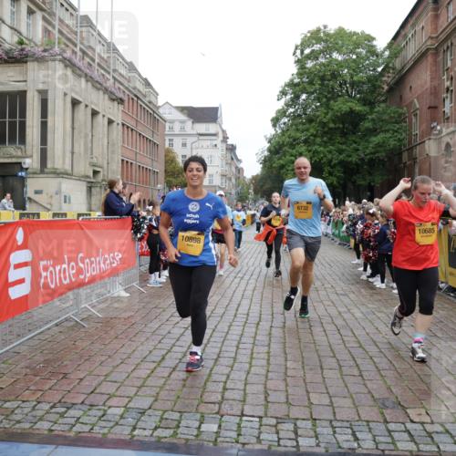 13.09.2026 - Kiel Lauf Yannick Fuchs http://msf.ph/oto/10424648 13.09.2026 09:46:09 Ziel 1415, 2482, 3052, 4909, 4910, 4918, 5234, 5855, 6732, 7015, 7308, 8125, 10203, 10685, 10898, 11076, 11078, 557, 1023, 1418, 2127, 2788, 3025, 3142, 3301, 3974, 4413, 4569, 5511, 5757, 5829, 7202, 7349, 7572, 7911, 7924, 8126, 8244, 8611, 8859, 9841, 10036, 10142, 10392, 10445, 10719, 12281, 12374, 12841, 167, 181, 442, 3361, 3954, 5955, 6857, 10117, 10913, 11316, 11859, 11861, 12495, 12621, 1023, 1579, 2835, 6038, 8126 meine-sportfotos.de