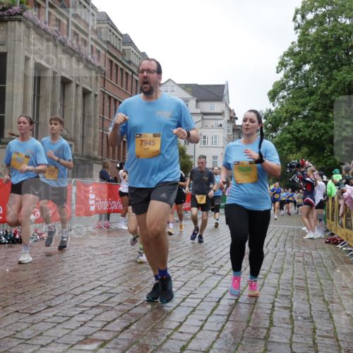 13.09.2026 - Kiel Lauf Yannick Fuchs http://msf.ph/oto/10424678 13.09.2026 11:00:42 Ziel 362, 1722, 1795, 2267, 4055, 4261, 4706, 4855, 5794, 5912, 7179, 7214, 7610, 8590, 8622, 8686, 10480, 10529, 10590, 10700, 11797, 12756, 12757, 12773, 173, 327, 893, 1036, 1078, 1518, 1650, 1896, 1897, 2150, 2151, 2187, 2233, 2382, 2490, 2558, 2915, 3121, 3793, 4239, 4261, 4524, 4787, 4905, 6431, 6520, 6770, 6897, 7091, 7438, 7945, 7997, 8481, 8565, 9327, 9408, 9690, 10346, 10420, 10674, 11182, 11220, 11471, 11503, 11607, 11835, 12214, 12457, 48, 190, 2038 meine-sportfotos.de