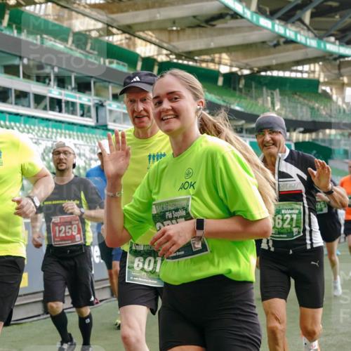 13.09.2026 - 21. swb-Marathon Bremen Michael Burmester http://msf.ph/oto/10424716 13.09.2026 13:24:07 Laufen im Stadion 137, 182, 294, 324, 434, 533, 548, 609, 708, 721, 723, 739, 743, 752, 892, 1178, 1273, 1331, 1463, 1471, 1491, 1515, 1597, 1598, 1691, 1746, 1788, 1944, 2095, 2211, 2213, 2252, 2267, 2286, 2312, 2323, 2433, 2445, 2465, 2475, 2483, 2495, 2497, 2503, 2526, 2554, 2571, 2644, 2768, 2776, 2936, 2968, 3252, 3282, 3288, 3289, 3292, 3298, 3306, 3312, 3347, 3364, 3381, 3395, 3423, 3447, 3505, 3530, 3559, 3727, 3770, 3819, 4054, 4231, 4406, 4407, 4466, 4467 meine-sportfotos.de