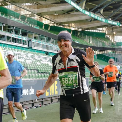 13.09.2026 - 21. swb-Marathon Bremen Michael Burmester http://msf.ph/oto/10424726 13.09.2026 13:24:08 Laufen im Stadion 137, 182, 294, 324, 434, 505, 533, 548, 609, 708, 721, 723, 739, 743, 752, 892, 1178, 1273, 1331, 1463, 1471, 1491, 1515, 1597, 1598, 1691, 1746, 1788, 1944, 2095, 2211, 2213, 2252, 2267, 2286, 2312, 2323, 2433, 2445, 2465, 2475, 2483, 2495, 2497, 2503, 2526, 2554, 2571, 2644, 2768, 2776, 2936, 2968, 3252, 3282, 3288, 3289, 3292, 3298, 3306, 3312, 3347, 3364, 3381, 3395, 3423, 3447, 3505, 3530, 3559, 3727, 3770, 3819, 4054, 4231, 4406, 4407, 4466, 4467 meine-sportfotos.de