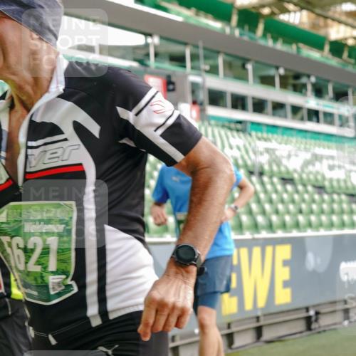 13.09.2026 - 21. swb-Marathon Bremen Michael Burmester http://msf.ph/oto/10424754 13.09.2026 13:24:09 Laufen im Stadion 137, 182, 294, 324, 434, 505, 533, 548, 609, 708, 721, 723, 739, 743, 752, 892, 1178, 1273, 1331, 1463, 1471, 1491, 1515, 1597, 1598, 1691, 1746, 1788, 1944, 2095, 2211, 2213, 2252, 2267, 2286, 2312, 2323, 2433, 2445, 2465, 2475, 2483, 2495, 2497, 2503, 2526, 2554, 2571, 2644, 2768, 2776, 2936, 2968, 3211, 3252, 3282, 3288, 3289, 3292, 3298, 3306, 3312, 3347, 3364, 3381, 3395, 3423, 3447, 3505, 3530, 3559, 3727, 3770, 3819, 4054, 4231, 4406, 4407, 4466, 4467 meine-sportfotos.de