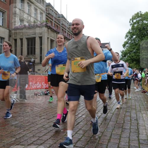 13.09.2026 - Kiel Lauf Yannick Fuchs http://msf.ph/oto/10424778 13.09.2026 11:00:56 Ziel 48, 190, 1314, 2038, 2144, 2658, 2697, 3423, 3425, 4529, 4769, 4915, 5648, 6399, 6426, 6995, 6996, 7456, 7516, 8229, 9199, 9594, 9900, 10339, 10480, 10885, 11972, 12192, 12326, 362, 893, 1518, 1650, 1722, 1795, 1896, 1897, 2233, 2267, 2915, 3793, 4055, 4261, 4524, 4706, 4787, 4855, 4905, 5794, 5912, 6431, 6770, 7091, 7179, 7214, 7610, 7997, 8481, 8565, 8590, 8622, 8686, 9327, 9408, 10346, 10480, 10529, 10590, 10674, 10700, 11797, 11835, 12214, 12457, 12756, 539, 842, 893 meine-sportfotos.de