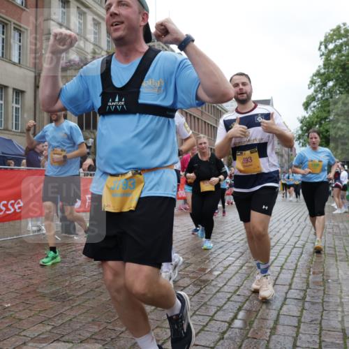 13.09.2026 - Kiel Lauf Yannick Fuchs http://msf.ph/oto/10424789 13.09.2026 11:00:57 Ziel 48, 190, 1314, 2038, 2144, 2658, 2697, 3423, 3425, 4529, 4530, 4769, 4915, 5648, 6399, 6426, 6995, 6996, 7456, 7516, 8229, 9199, 9594, 9899, 9900, 10339, 10885, 11972, 12192, 12326, 362, 893, 1518, 1650, 1722, 1795, 1896, 1897, 2233, 2267, 3793, 4055, 4261, 4524, 4706, 4855, 4905, 5794, 5912, 6431, 6770, 7091, 7179, 7214, 7610, 7997, 8481, 8565, 8590, 8622, 8686, 9327, 9408, 10346, 10480, 10529, 10590, 10674, 10700, 11797, 11835, 12214, 12457, 12756, 539, 842, 1744, 893 meine-sportfotos.de