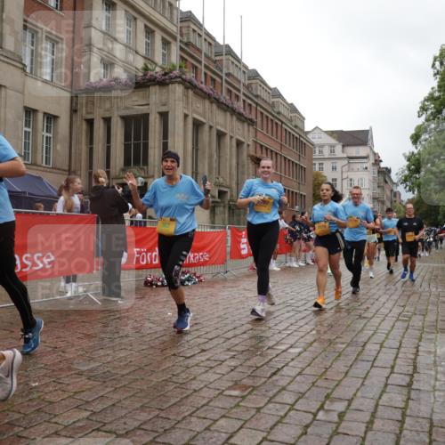 13.09.2026 - Kiel Lauf Yannick Fuchs http://msf.ph/oto/10424844 13.09.2026 11:01:06 Ziel 48, 1314, 1522, 2132, 2144, 2637, 2658, 4529, 4530, 6653, 7456, 9899, 9900, 10885, 11857, 190, 362, 1314, 1650, 1722, 1795, 2038, 2233, 2267, 2697, 3423, 3425, 4055, 4261, 4706, 4769, 4855, 4915, 5648, 5794, 5912, 6399, 6426, 6995, 6996, 7179, 7214, 7516, 7610, 8229, 8590, 8622, 8686, 9199, 9594, 10339, 10480, 10529, 10590, 10700, 10885, 11797, 11972, 12192, 12326, 12756, 539, 842, 1018, 1744, 5451, 7191, 8307, 362, 4524, 4905, 9327 meine-sportfotos.de
